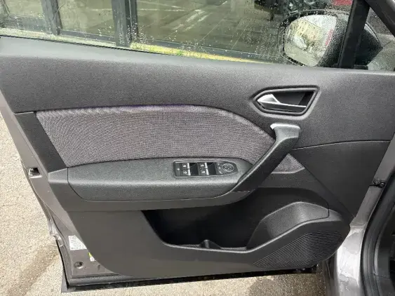 RENAULT CAPTUR II - voiture d'occasion - Photo 20