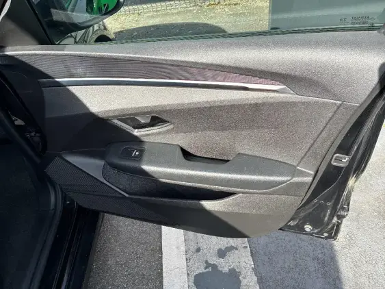 RENAULT MEGANE V - voiture d'occasion - Photo 20