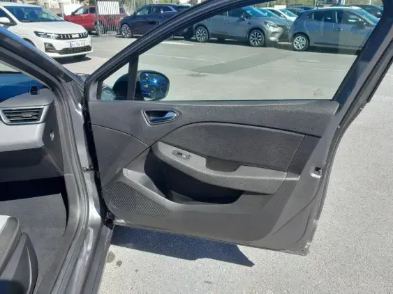 RENAULT CLIO V - voiture d'occasion - Photo 20