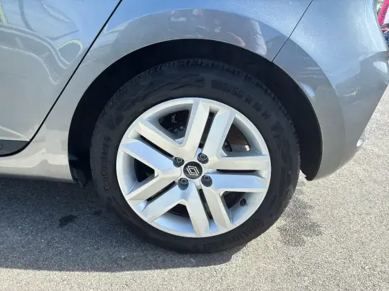 RENAULT CLIO V - voiture d'occasion - Photo 24