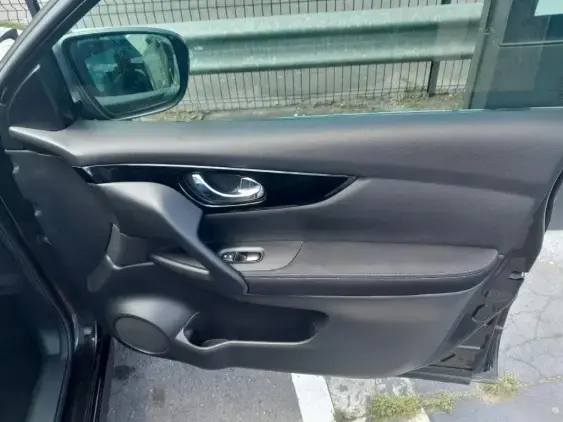 NISSAN QASHQAI II - voiture d'occasion - Photo 20