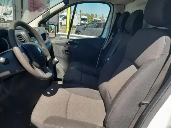 RENAULT TRAFIC FG III - voiture d'occasion - Photo 18