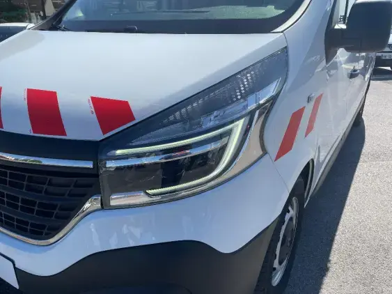 RENAULT TRAFIC FG III - voiture d'occasion - Photo 22