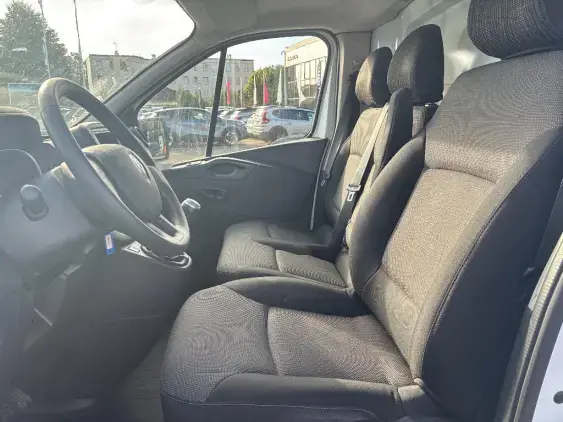 RENAULT TRAFIC FG III - voiture d'occasion - Photo 18
