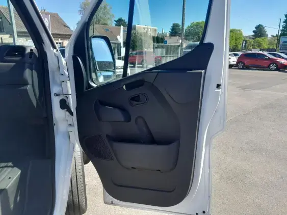 RENAULT MASTER III - voiture d'occasion - Photo 20
