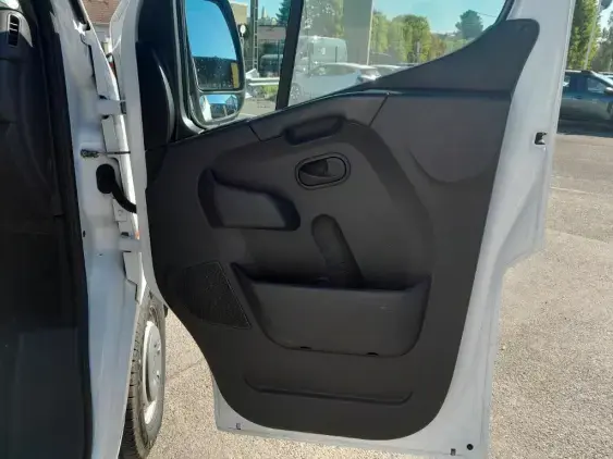 RENAULT MASTER FG III - voiture d'occasion - Photo 20