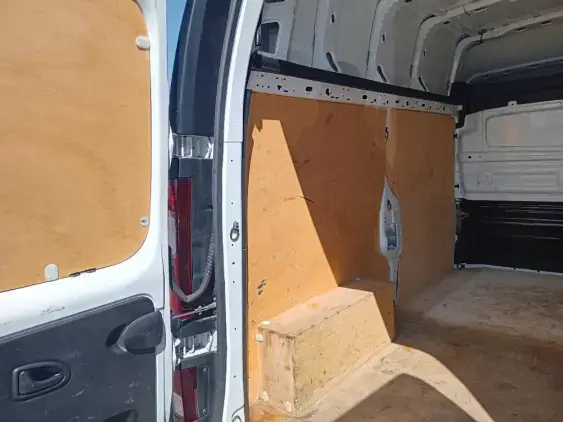 RENAULT TRAFIC FG III - voiture d'occasion - Photo 16