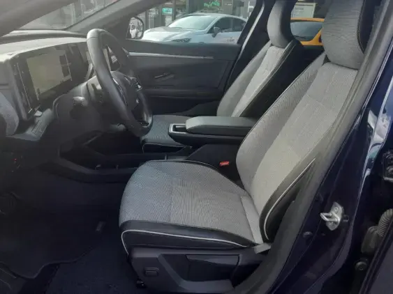 RENAULT MEGANE V - voiture d'occasion - Photo 18