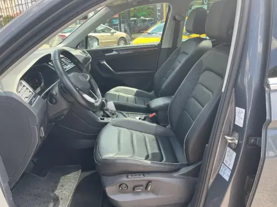 VOLKSWAGEN TIGUAN II - voiture d'occasion - Photo 18