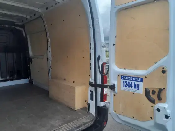 RENAULT MASTER FG III - voiture d'occasion - Photo 15