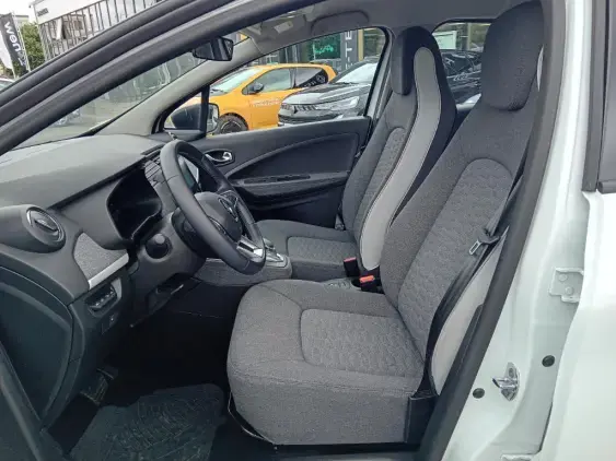 RENAULT ZOE - voiture d'occasion - Photo 18