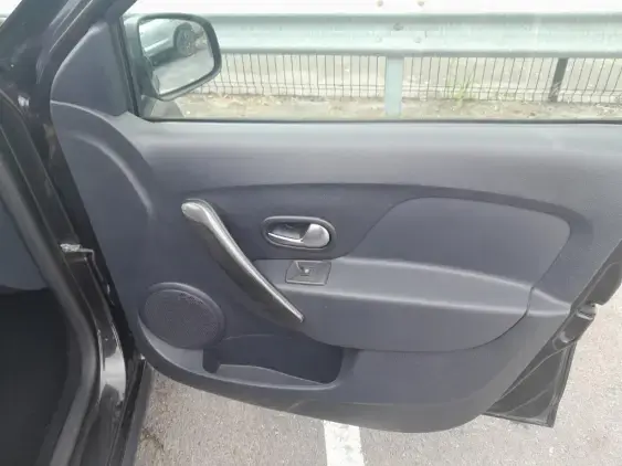 DACIA SANDERO II - voiture d'occasion - Photo 19