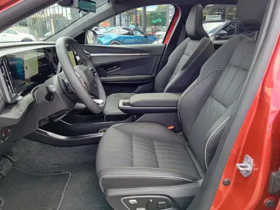 RENAULT SCENIC V ELECTRIQUE - voiture d'occasion - Photo 18