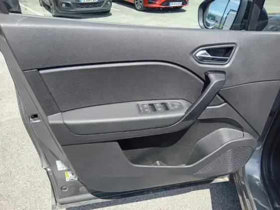 RENAULT CAPTUR II - voiture d'occasion - Photo 19