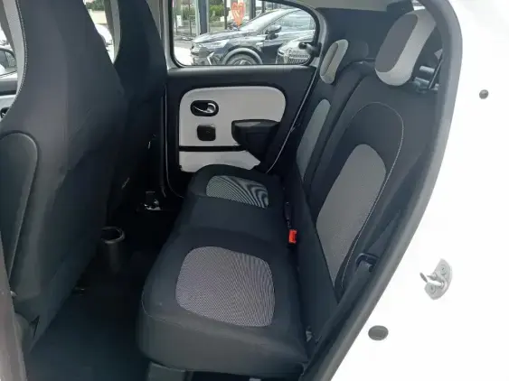 RENAULT TWINGO III - voiture d'occasion - Photo 17