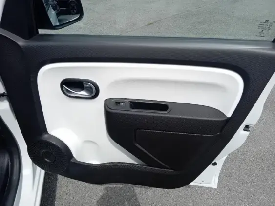 RENAULT TWINGO III - voiture d'occasion - Photo 20