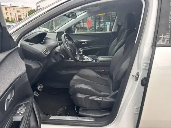 PEUGEOT 5008 II - voiture d'occasion - Photo 18