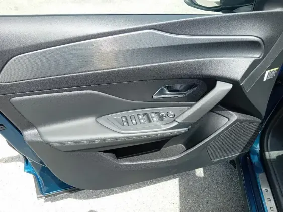 PEUGEOT 408 - voiture d'occasion - Photo 19