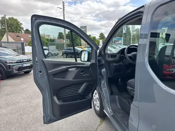 RENAULT TRAFIC III - voiture d'occasion - Photo 18