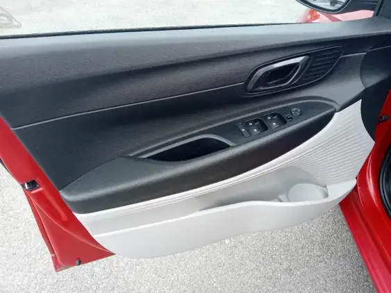HYUNDAI i20 III - voiture d'occasion - Photo 19