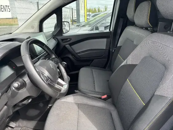 RENAULT KANGOO III - voiture d'occasion - Photo 18