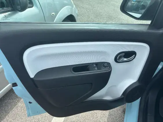 RENAULT TWINGO ELECTRIQUE III - voiture d'occasion - Photo 19
