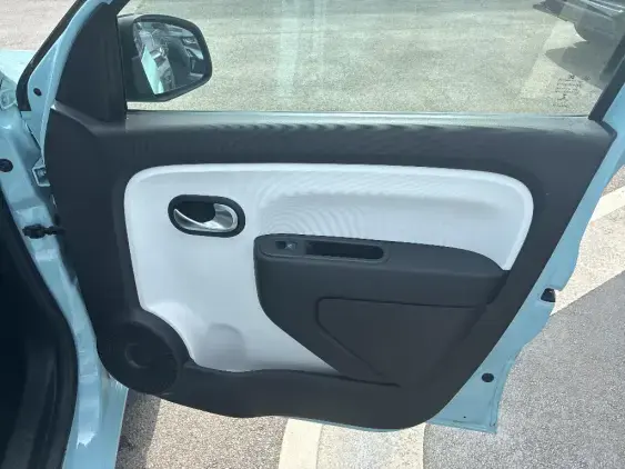 RENAULT TWINGO ELECTRIQUE III - voiture d'occasion - Photo 20