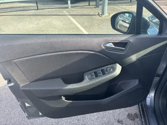 RENAULT CLIO V - voiture d'occasion - Photo 19