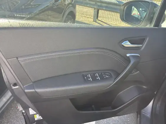 RENAULT CAPTUR II - voiture d'occasion - Photo 19