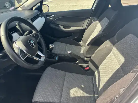 RENAULT CLIO V - voiture d'occasion - Photo 18