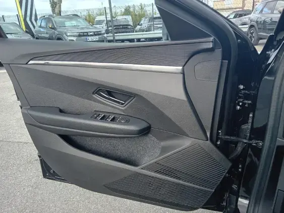 RENAULT MEGANE V - voiture d'occasion - Photo 19