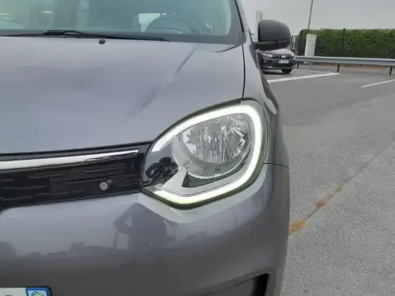 RENAULT TWINGO ELECTRIQUE III - voiture d'occasion - Photo 22