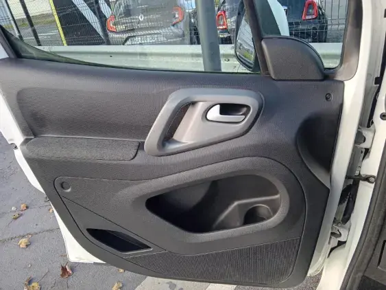 CITROEN BERLINGO II - voiture d'occasion - Photo 19