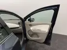 RENAULT ZOE - Photo 20