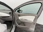 RENAULT ZOE - Photo 20