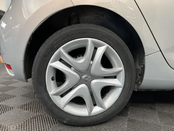 RENAULT ZOE - voiture d'occasion - Photo 25