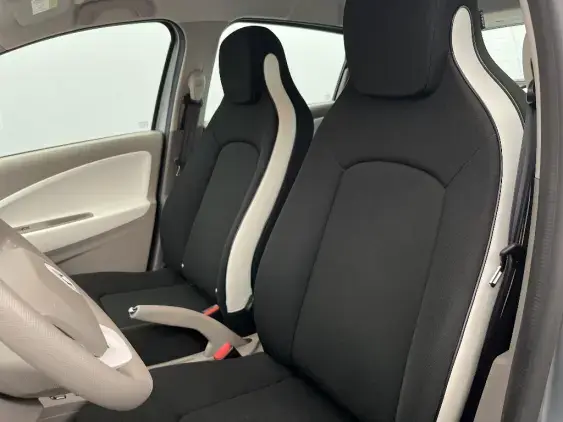 RENAULT ZOE - voiture d'occasion - Photo 18