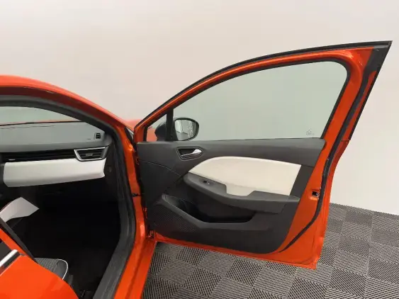 RENAULT CLIO V - voiture d'occasion - Photo 20