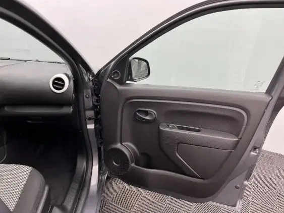 RENAULT TWINGO ELECTRIQUE III - voiture d'occasion - Photo 20