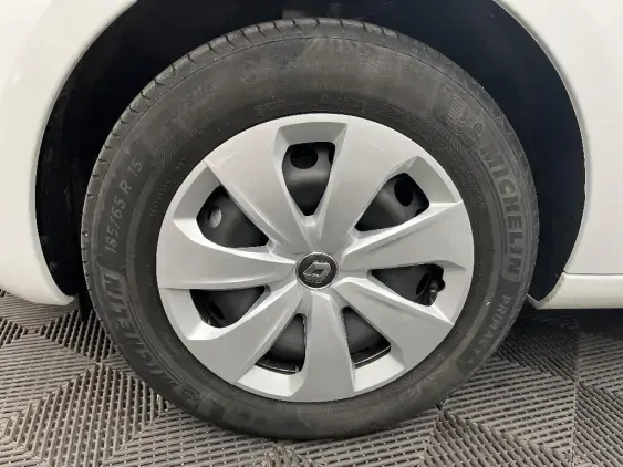 RENAULT ZOE - voiture d'occasion - Photo 22