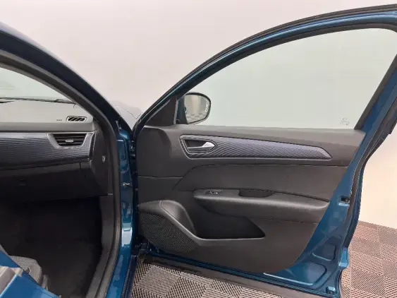 RENAULT ARKANA - voiture d'occasion - Photo 20