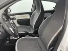 RENAULT TWINGO III - Photo 18