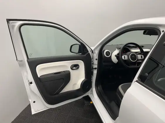 RENAULT TWINGO III - voiture d'occasion - Photo 19