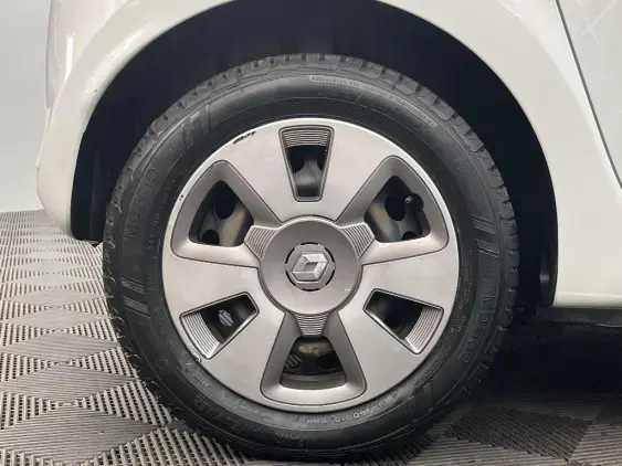 RENAULT TWINGO III - voiture d'occasion - Photo 25