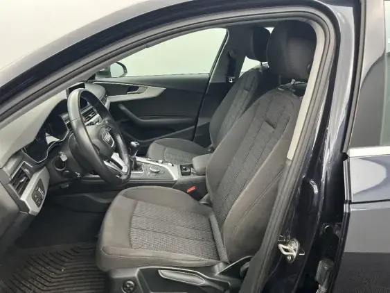 AUDI A4 AVANT V - voiture d'occasion - Photo 18