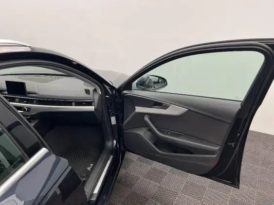 AUDI A4 AVANT V - voiture d'occasion - Photo 20