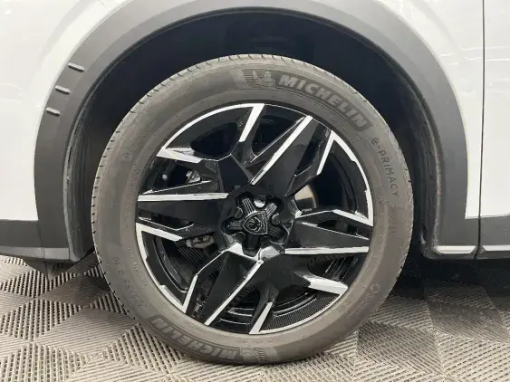 PEUGEOT 3008 III - voiture d'occasion - Photo 23