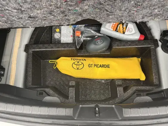 TOYOTA YARIS III - voiture d'occasion - Photo 17