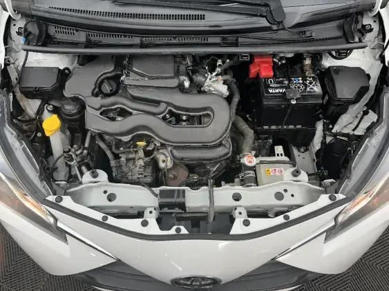 TOYOTA YARIS III - voiture d'occasion - Photo 21