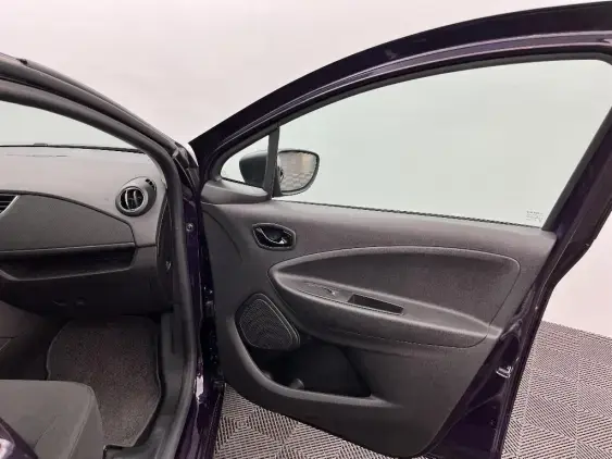 RENAULT ZOE - voiture d'occasion - Photo 20